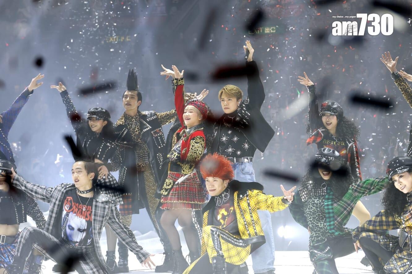 張敬軒是陳慧嫻演唱會首位嘉賓。